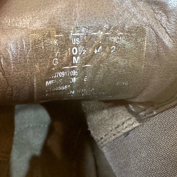 🌟HP🌟Clarks Taupe Suede Chelsea Boots Rubber Sole 10.5 - Picture 7 of 13